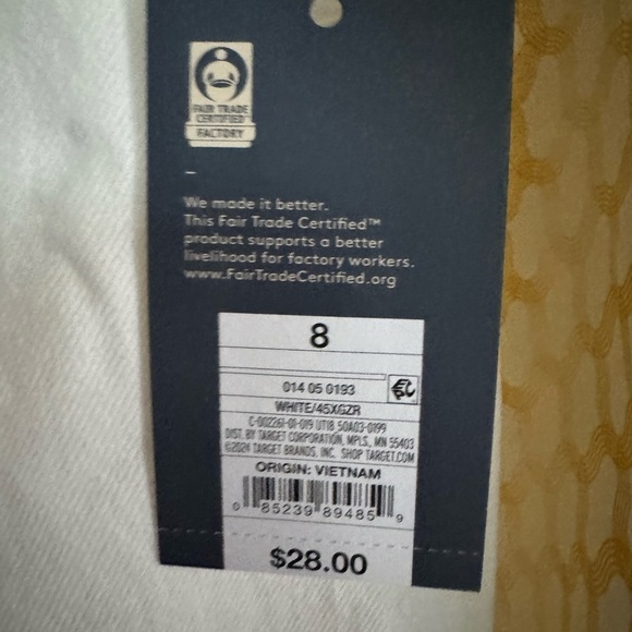 NWT/ Universal thread high rise sailor wide leg ankle jeans - size 17 left - Picture 4 of 6